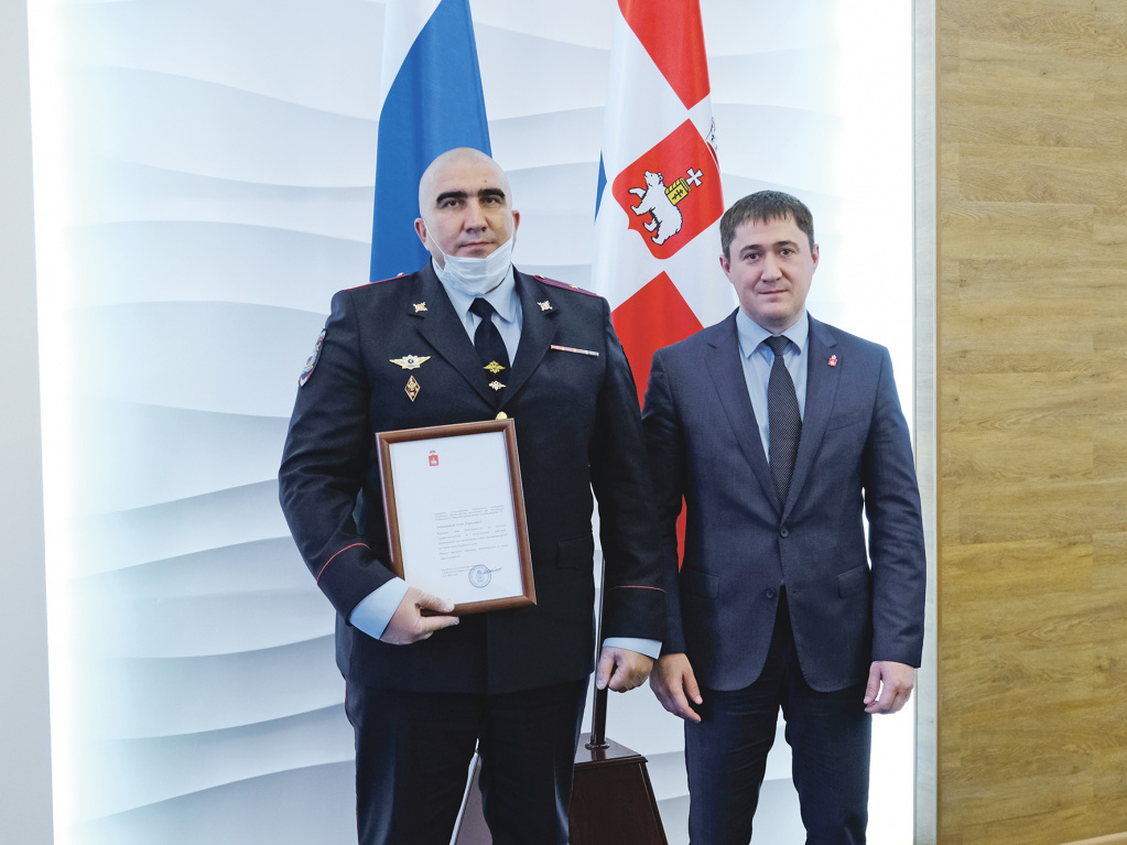 Олег Шкудов (слева) и Дмитрий Махонин