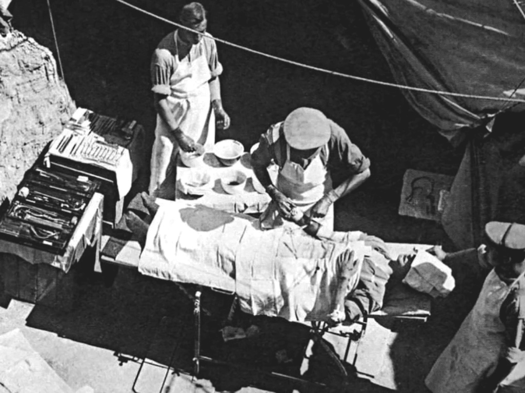 Операция в военно-полевых условиях