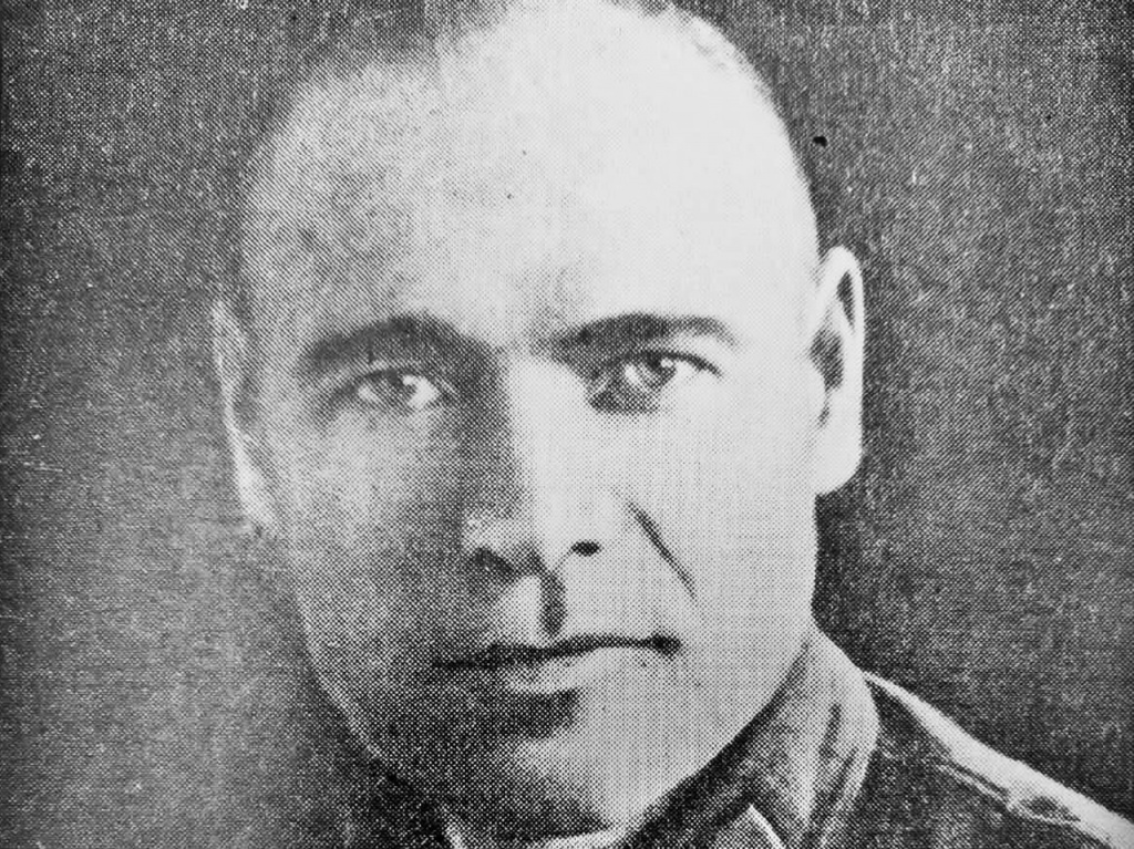 Павел Плотников