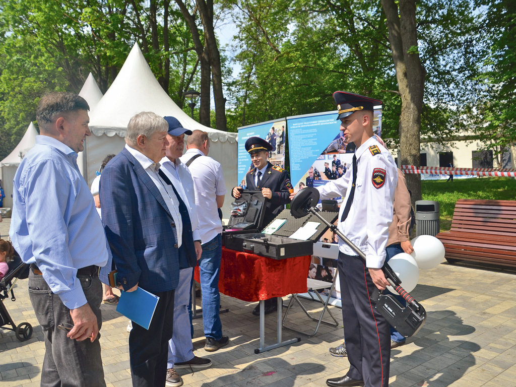 Фото: заместитель министра внутренних дел Российской Федерации генерал-лейтенант полиции Владимир Кубышко