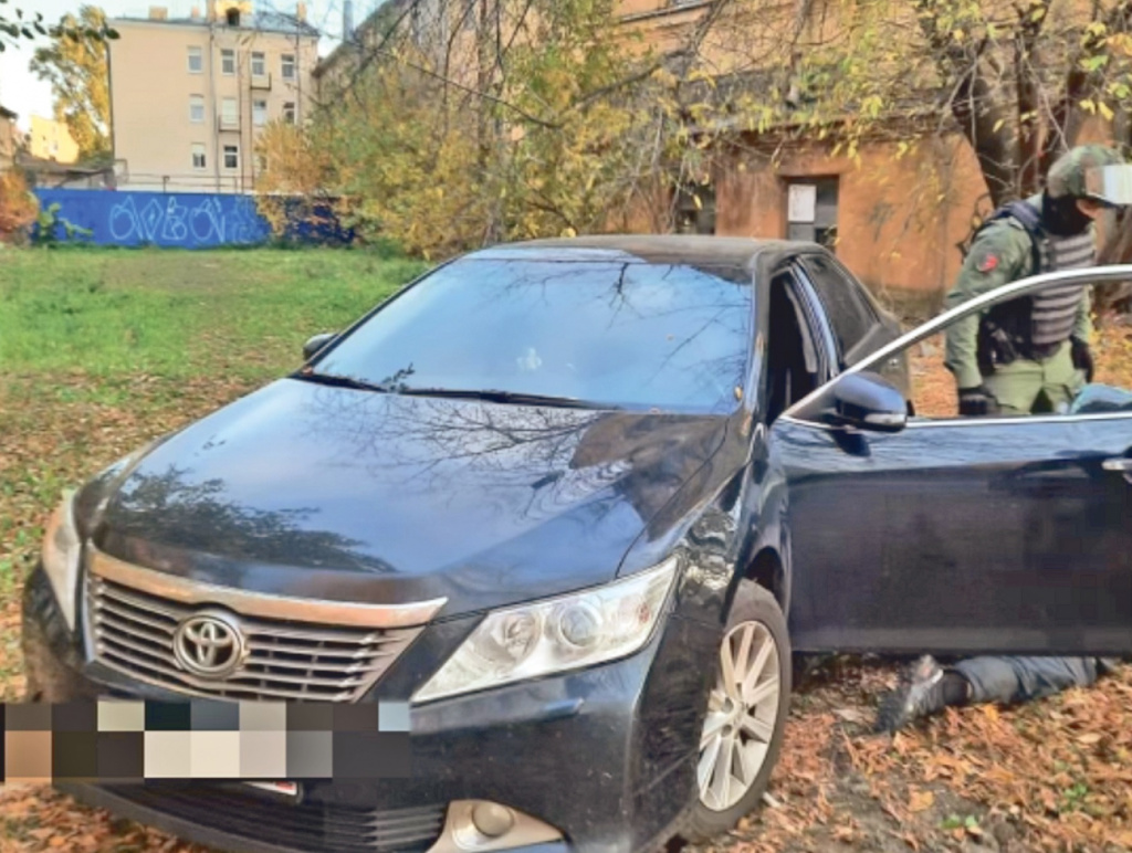 Фото: Задержание подозреваемых