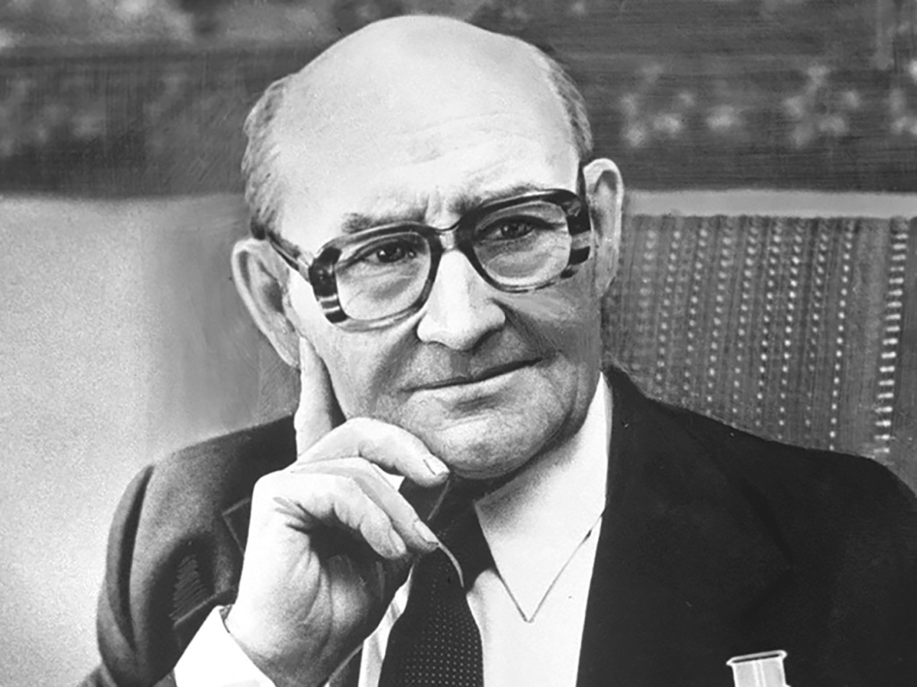 Николай Макаров