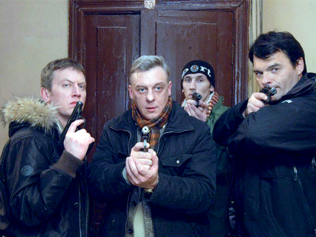 Кадр из телесериала «Улицы разбиитых фонарей»