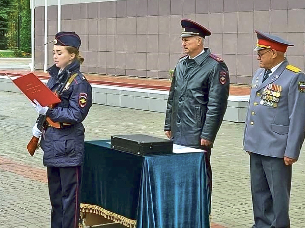 Дочь пошла по стопам родителей