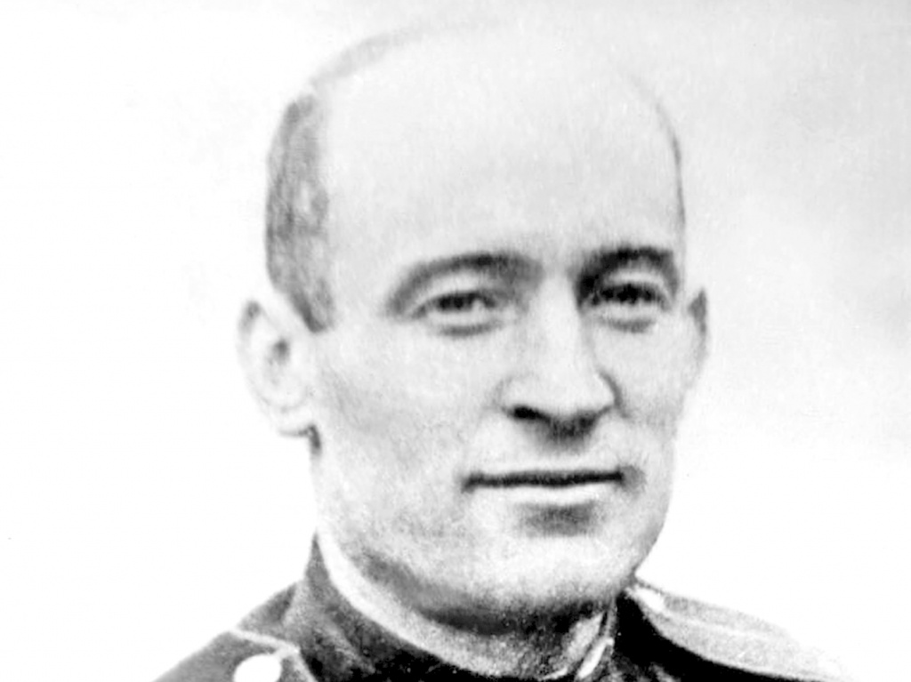 Лётчик Александр Мамкин спас детей ценой собственной жизни