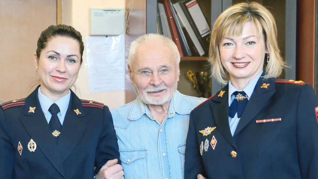 Не в службу, а в дружбу