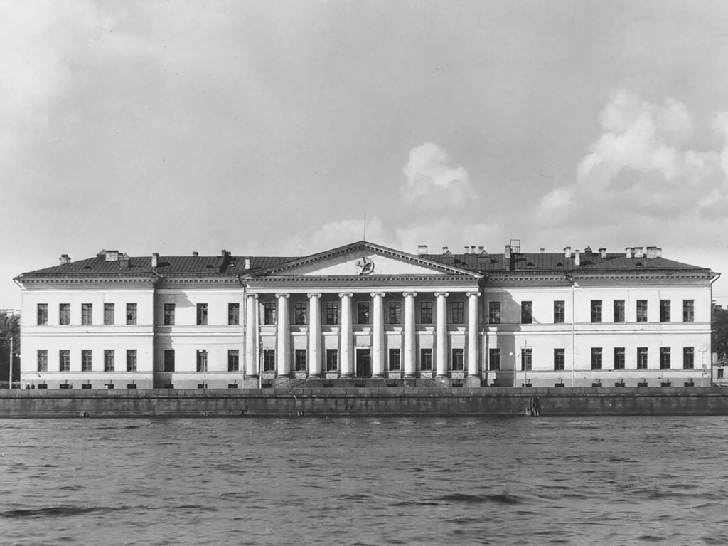 Фото из открытых источников / Академия наук была учреждена в Петербурге, а позже переехала в Москву