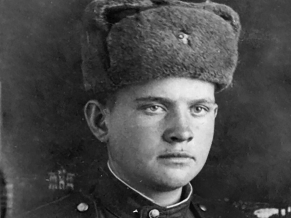 из личного архива Николая Сячина / на фото Николай Сячин в военные годы